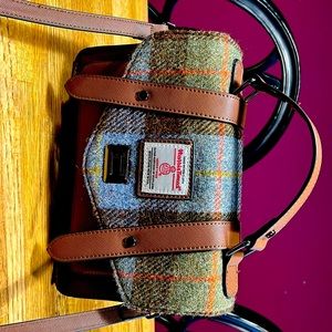 Harris Tweed wool purse